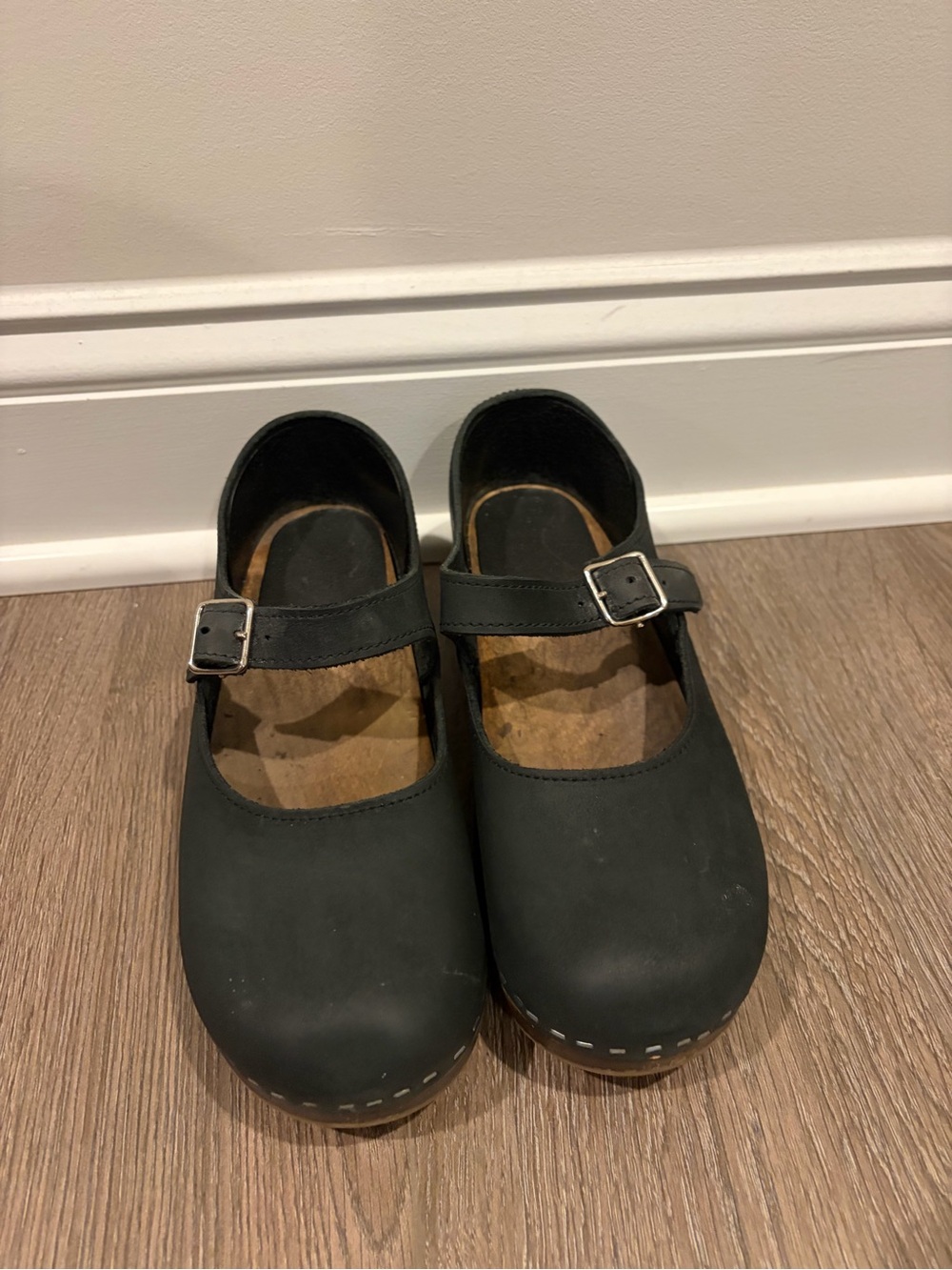 Black Sandgren clogs size 38